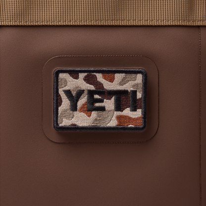 YETI Wetlands-Aufnäher mit Camouflagemuster und YETI-Logo