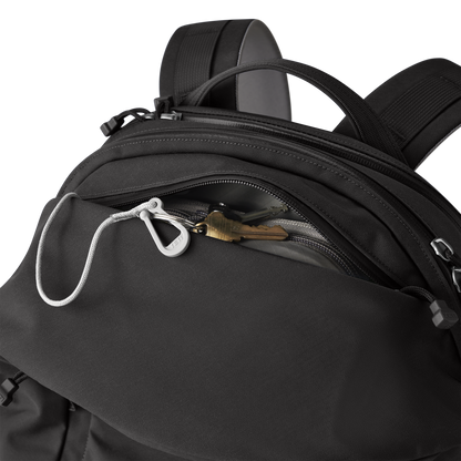YETI Crossroads® 27-Liter-Rucksack Schwarz