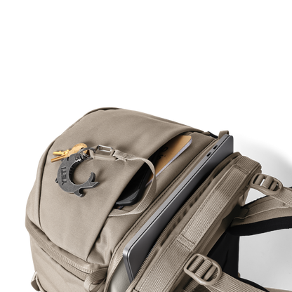 YETI Ranchero™-27-L-Rucksack Dark Cape Taupe