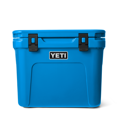 YETI Roadie® 32 Kühlbox auf Rädern Big Wave Blue