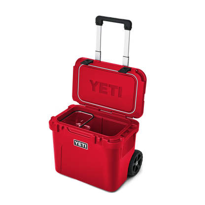 YETI Roadie® 32 Kühlbox auf Rädern Rescue Red